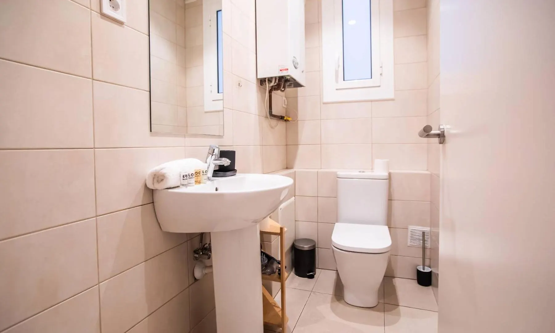 P1Mal1091- Fantastic 3Bed Steps Away From Sagrada Apartment Barcelona 0*,