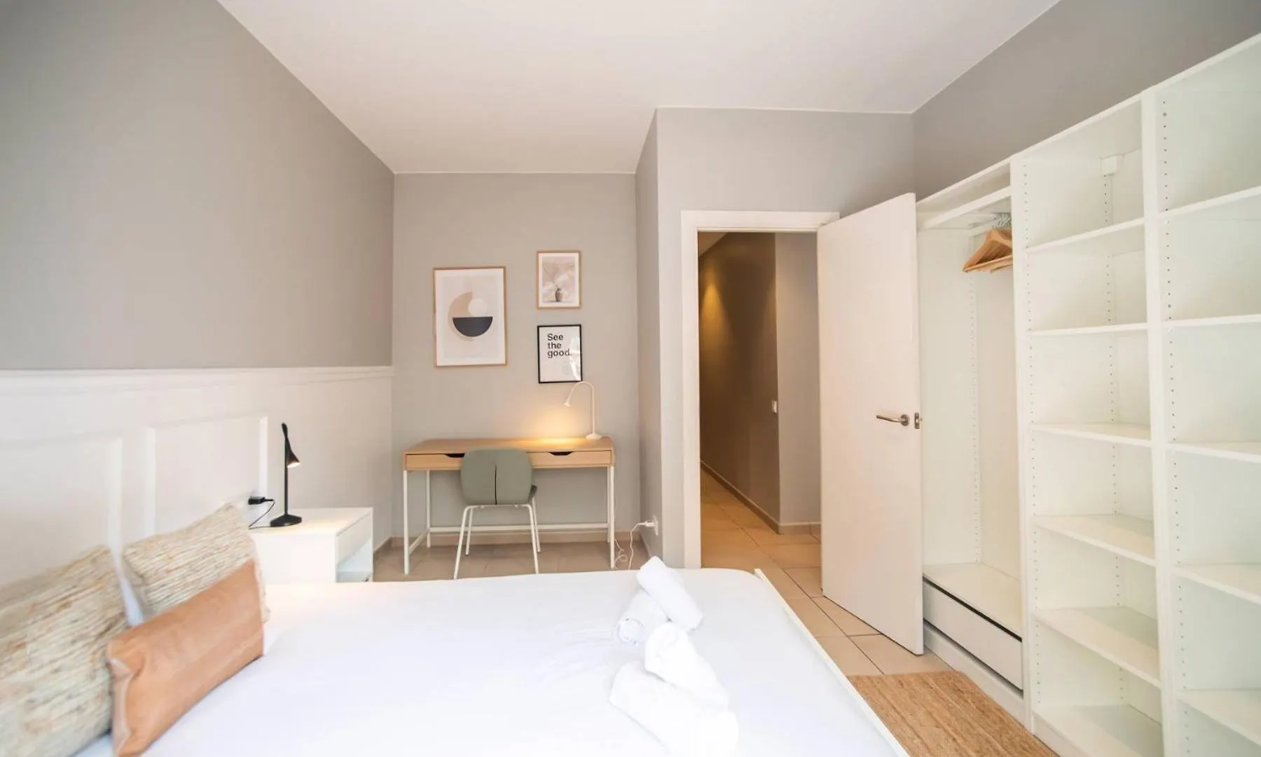 P1Mal1091- Fantastic 3Bed Steps Away From Sagrada Apartment Barcelona 0*,  Spain